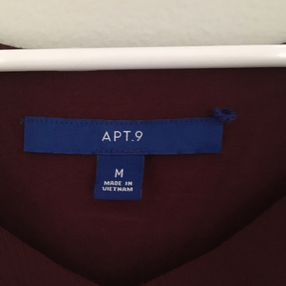 Apt 9 maroon blouse - Picture 2 of 4